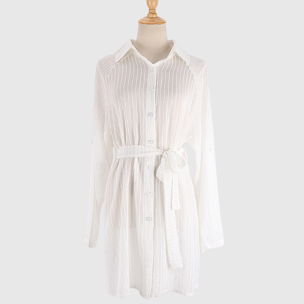 Coastal Breeze – Chic Beach Cover-Up for Effortless Style