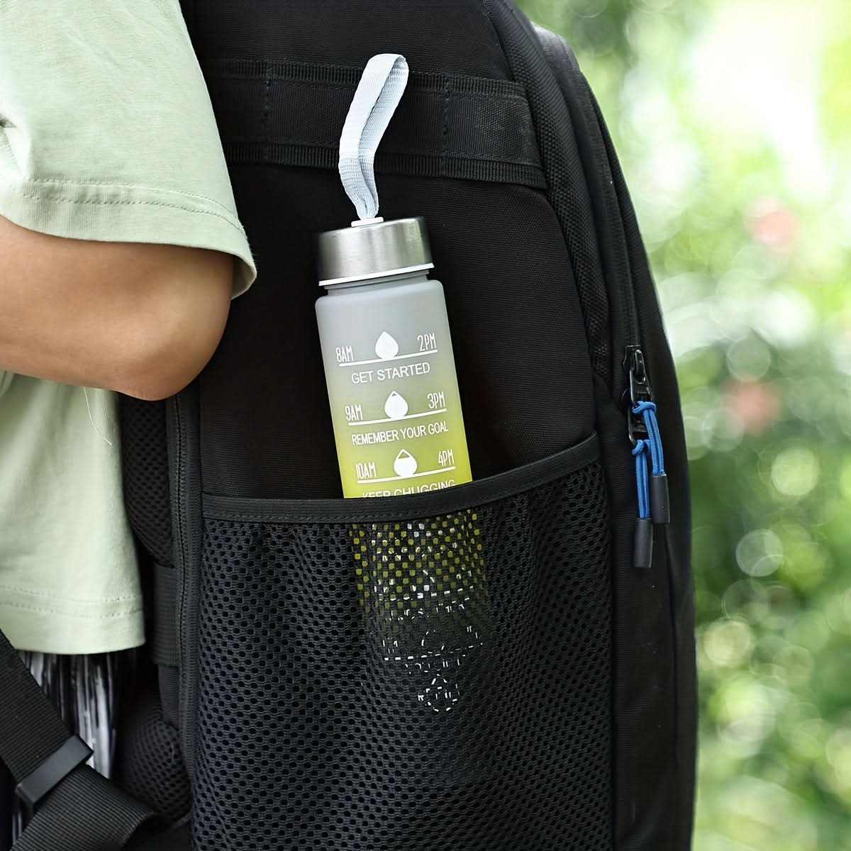 AquaGlow – Stylish Gradient Water Bottle with Straw