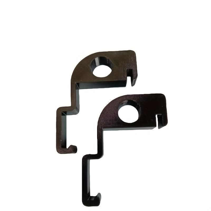 BreezeGuard – Odor Control Clip for Trash Bins