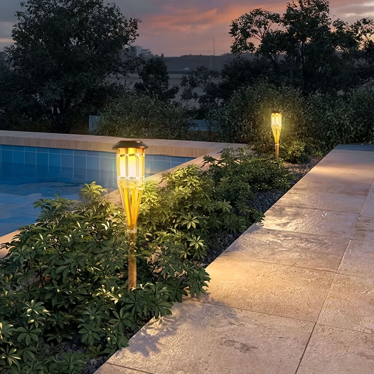 Ecoluxe Solar Garden Torch Light