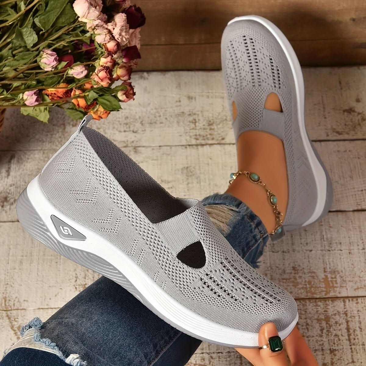 ComfortFlex - Stylish Orthopedic Slip-On Shoes for Women