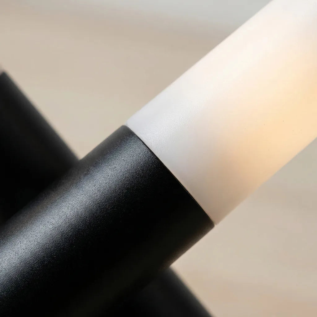 Three-Head Adjustable Lamp for Versatile Lighting
