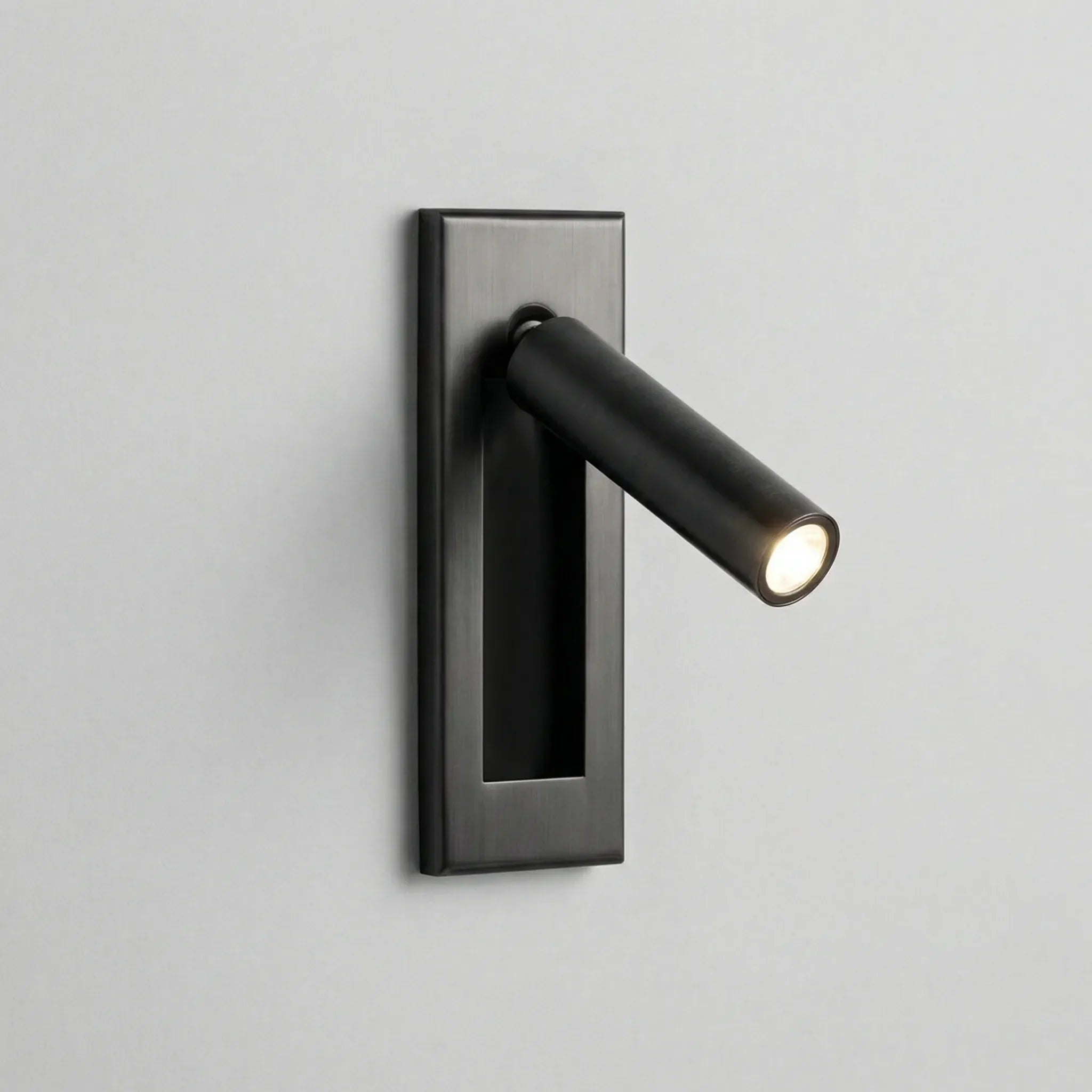 Flexible Wall-Mounted Reading Lamp