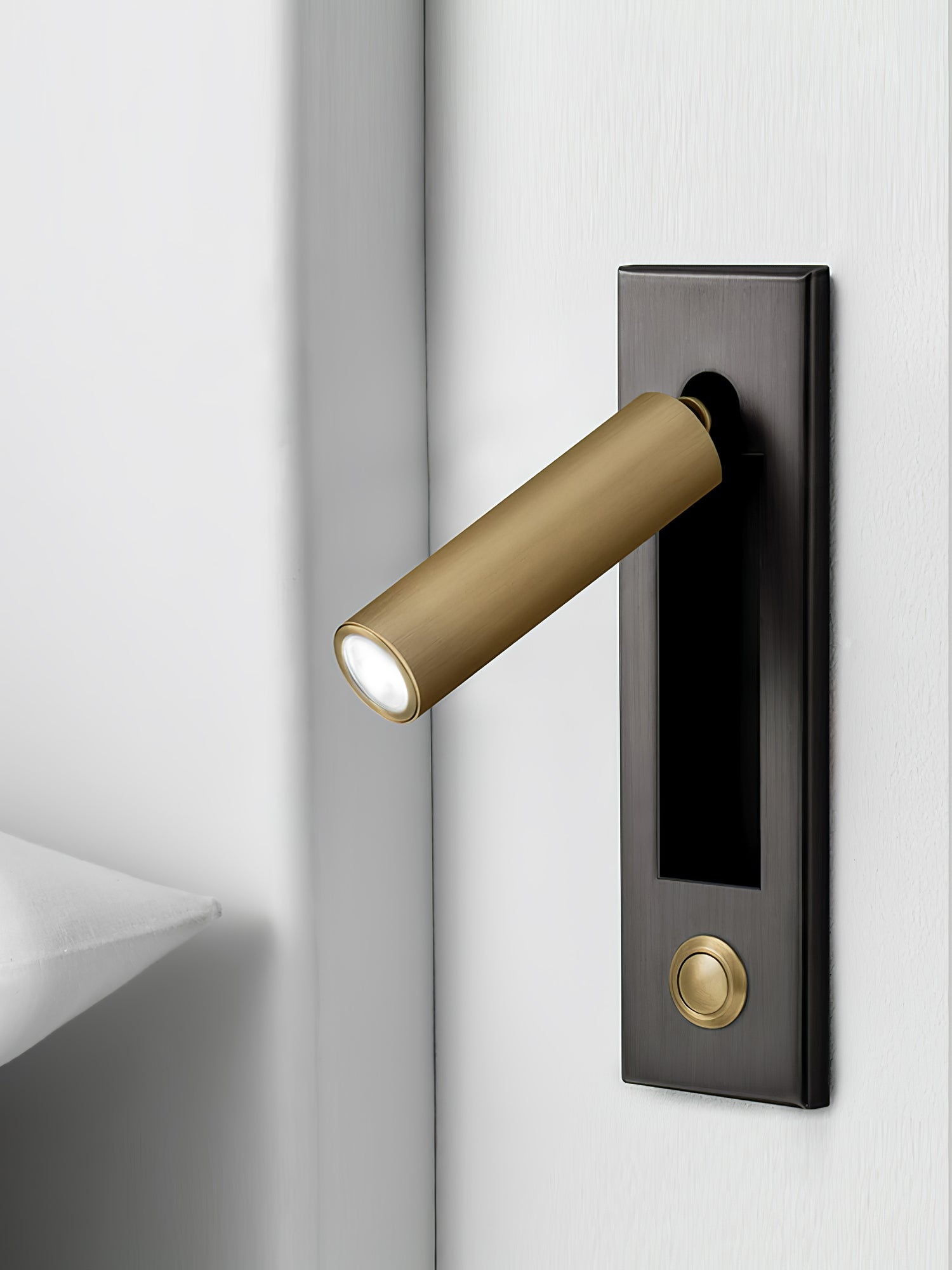 Flexible Wall-Mounted Reading Lamp