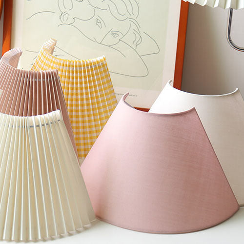 Sophisticated Wood Wall Light | Contemporary Sconce Design