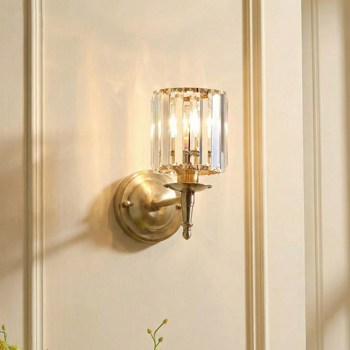 Chic Brass Wall Light with Crystal Detail for Indoor Spaces
