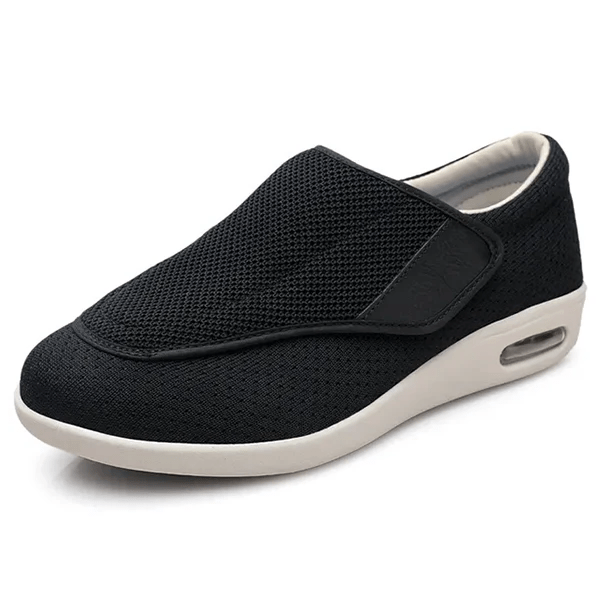 Equilibrium Comfort Footwear for Natural Movement