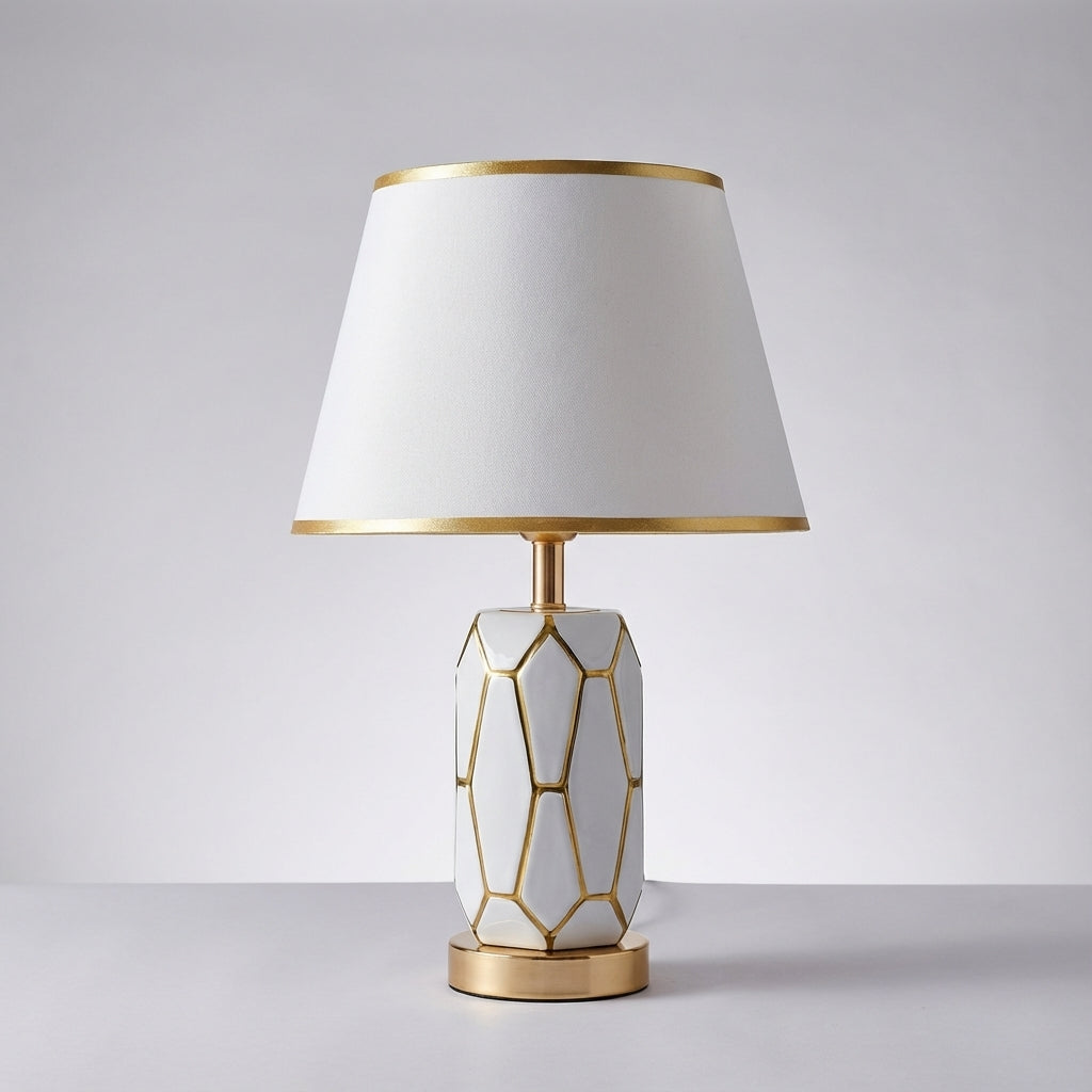 Nostalgic Ceramic Table Lamp - Stylish Home Lighting