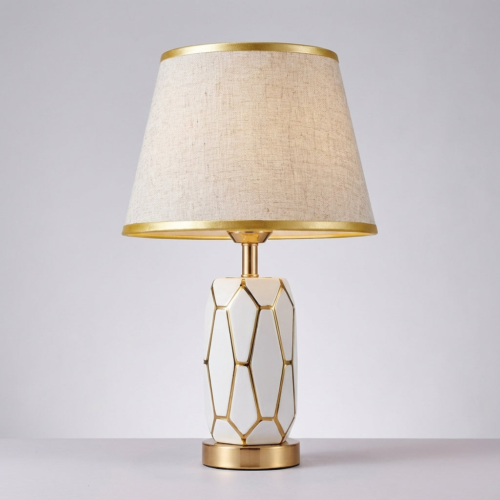 Nostalgic Ceramic Table Lamp - Stylish Home Lighting
