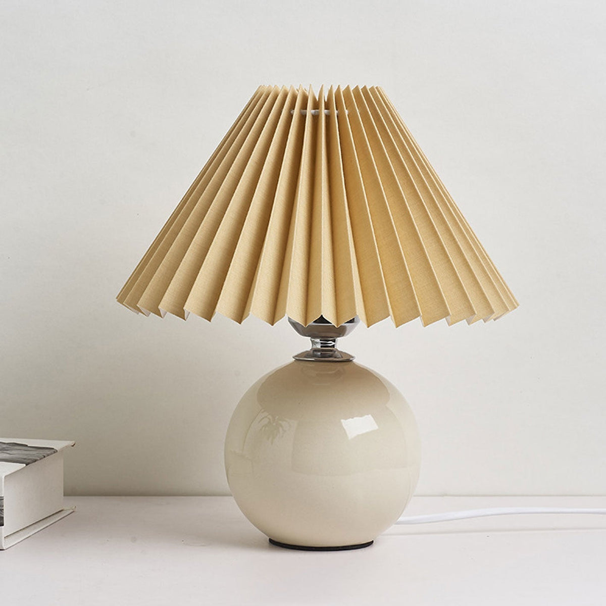 Sleek Ceramic Table Lamp for Contemporary Spaces
