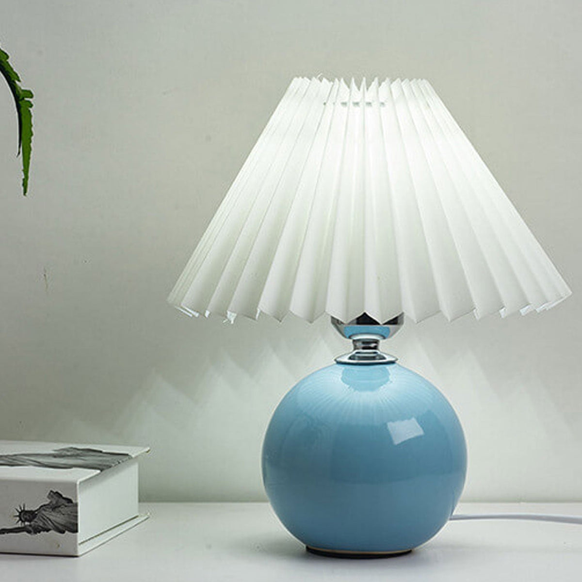 Sleek Ceramic Table Lamp for Contemporary Spaces