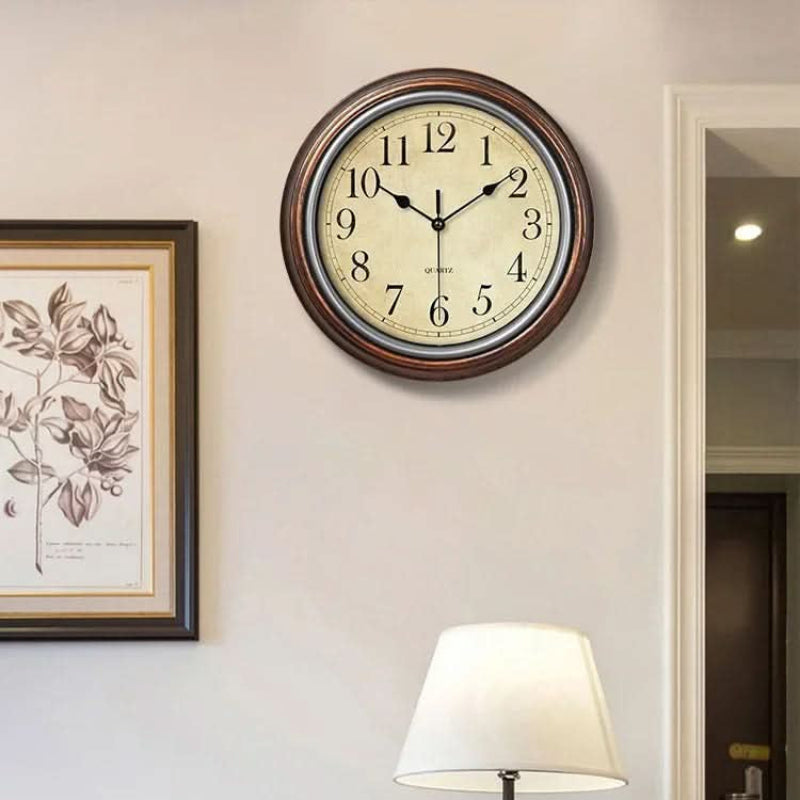 Elegant 30 cm Quiet Wall Clock - Battery Powered