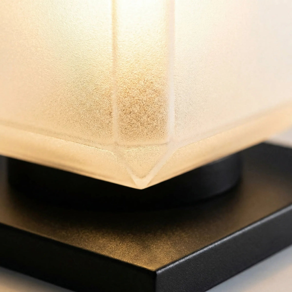 Solar-Powered Cube Light for Outdoor Serenity