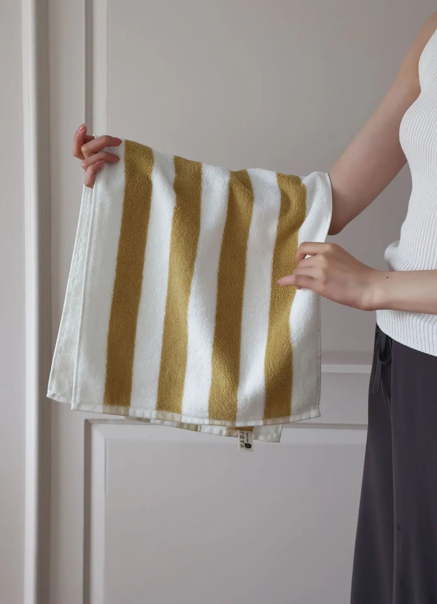 Bath Towel Striped Yarn-Dyed Jacquard Combed Cotton