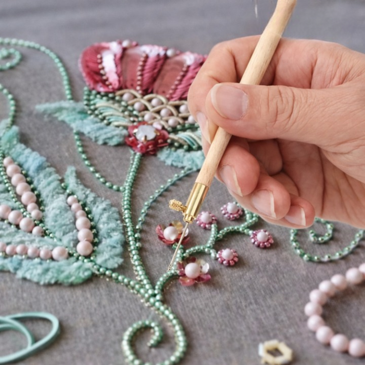 Bead Embroidery Kit Ergonomic Handle Stainless Needles 3 Sizes