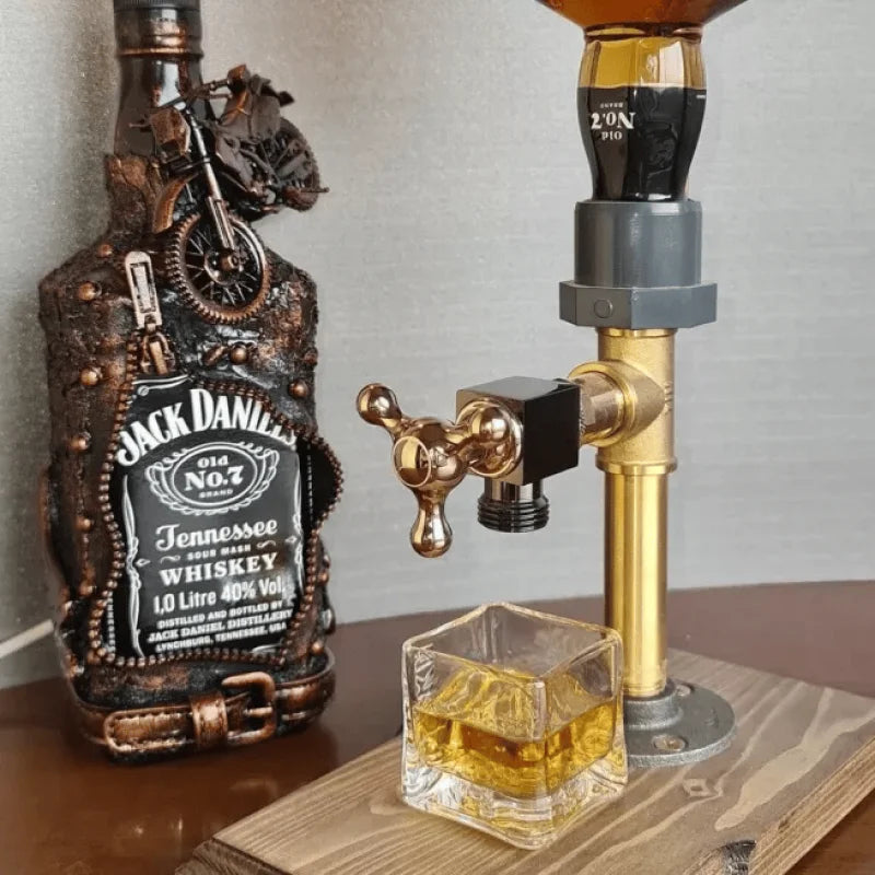 Beverage Dispenser Wooden Casing & Metal Tap 1.32 Gallon