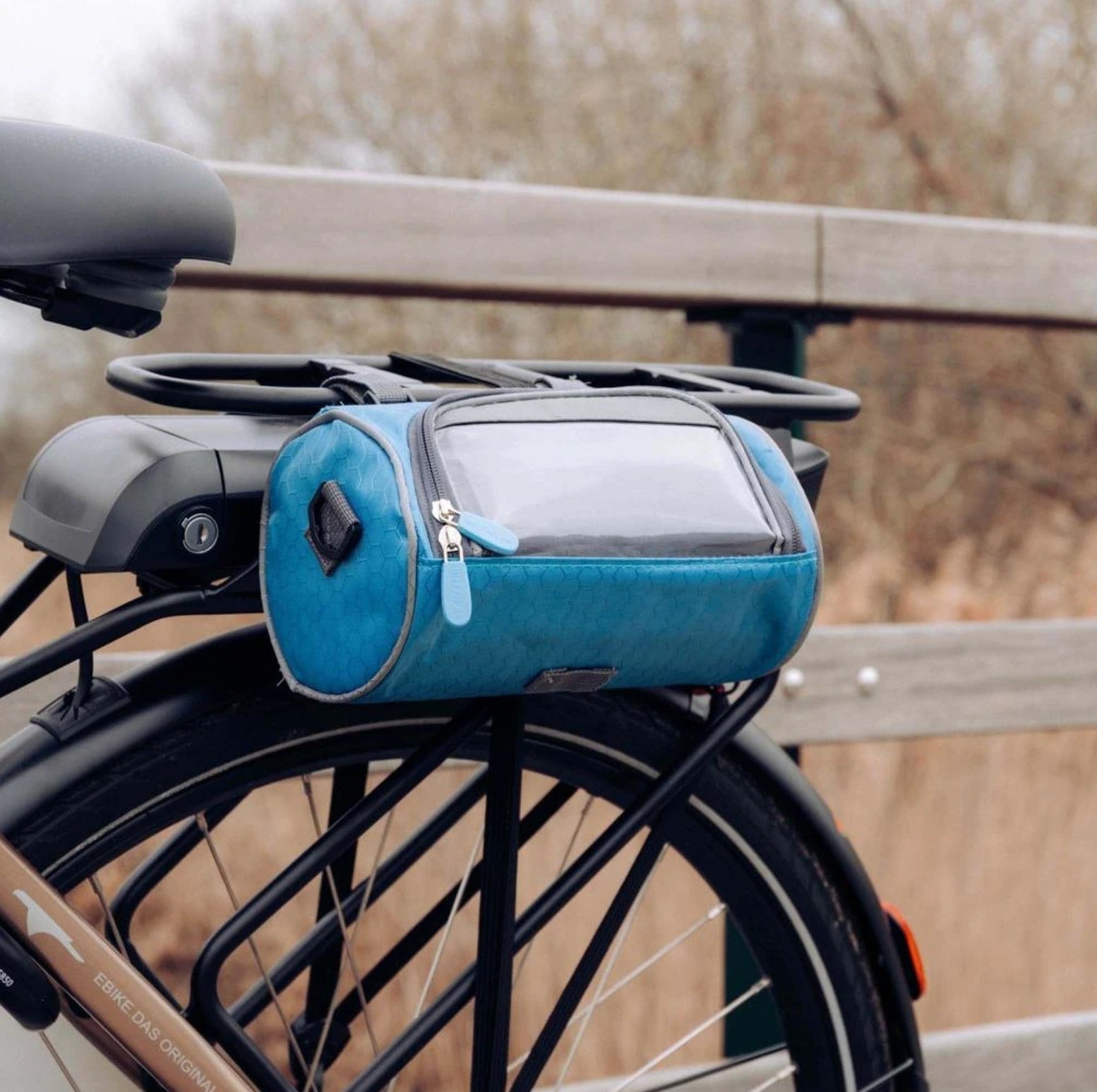 Bicycle Handlebar Bag Touchscreen Window & Splash-Resistant Nylon