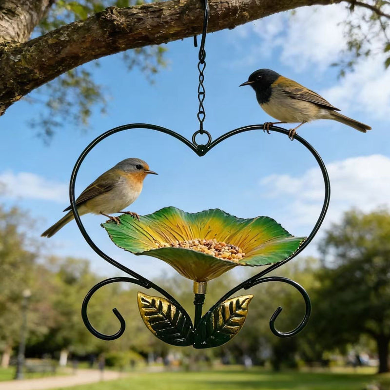 Bird Feeder Heart-Shaped Flower Bowl Weather-Resistant Iron