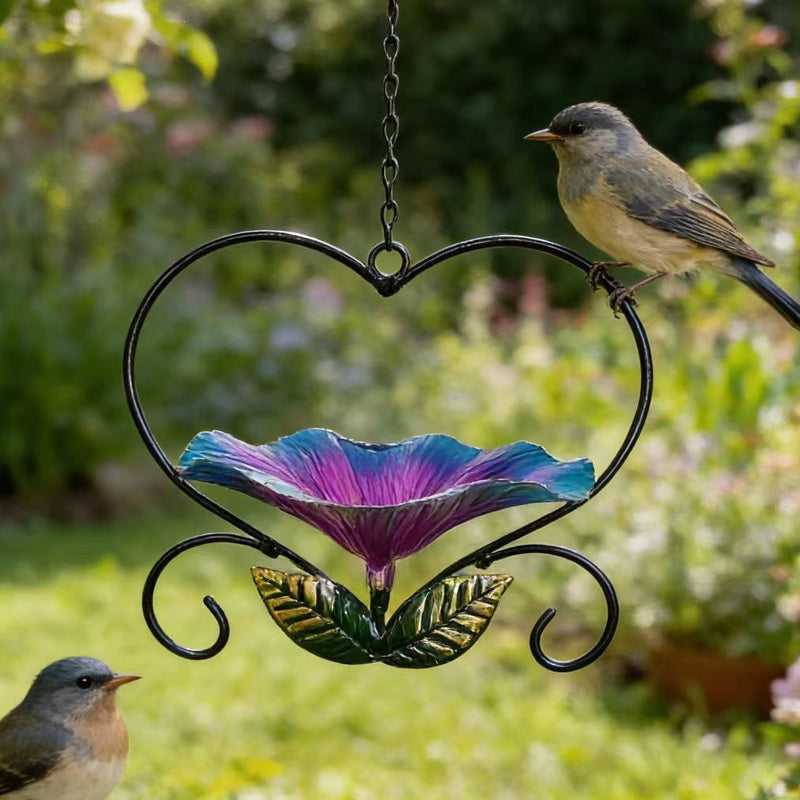 Bird Feeder Heart-Shaped Flower Bowl Weather-Resistant Iron