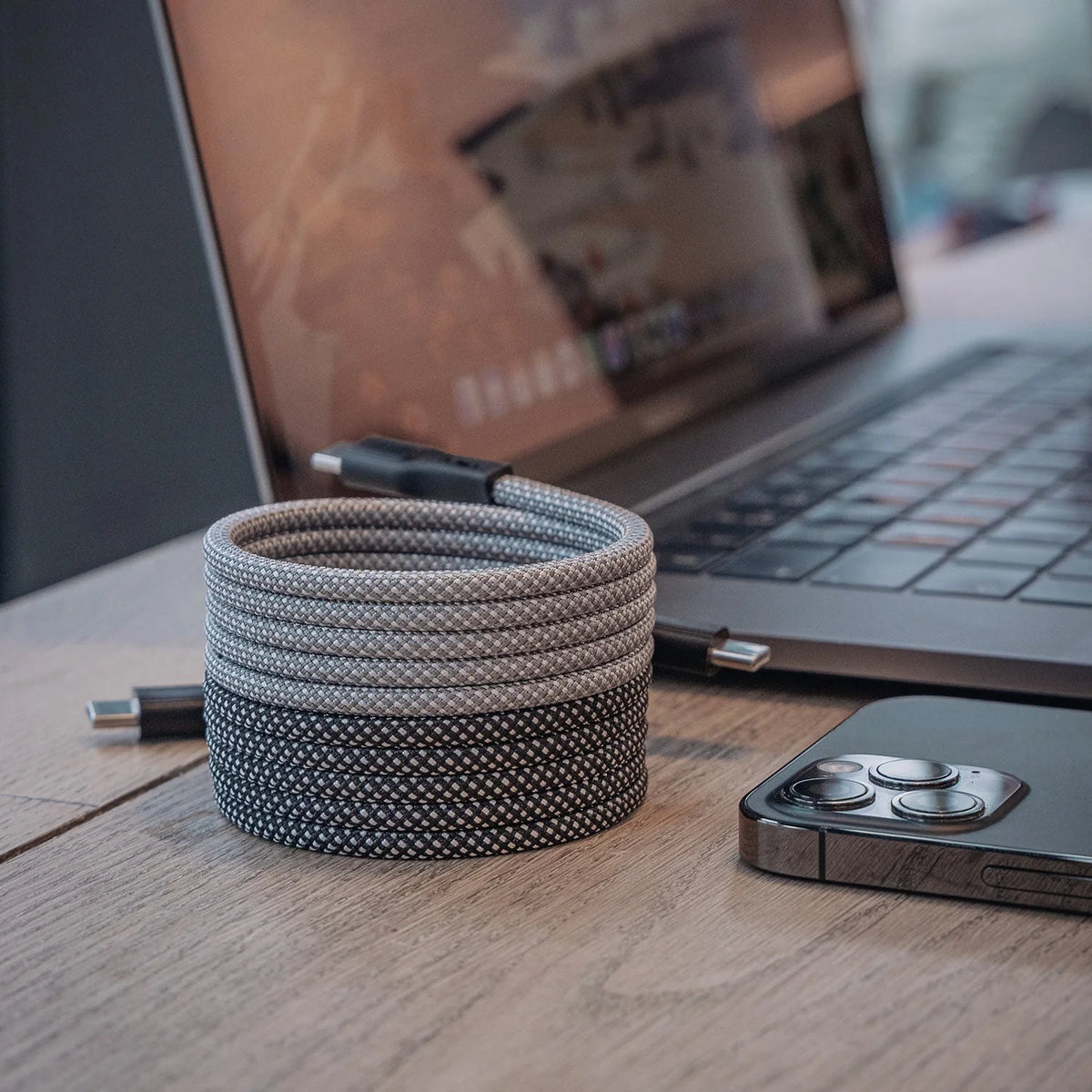 Charging Cable Magnetic Spiral 100W Tangle-Free