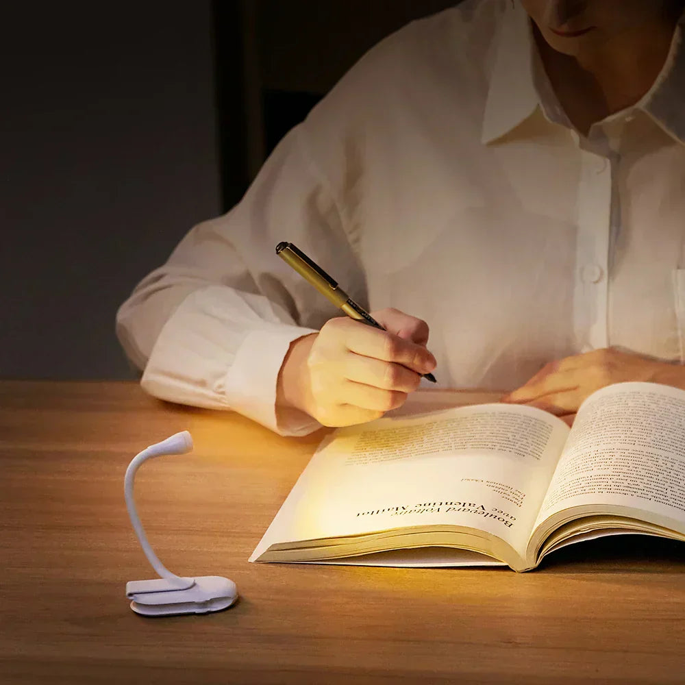 Clip-On Reading Light Dimmable LED USB Rechargeable