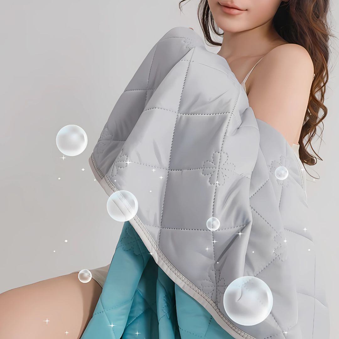 Cooling Blanket Silk Fiber Temperature-Regulating Breathable & Moisture-Wicking