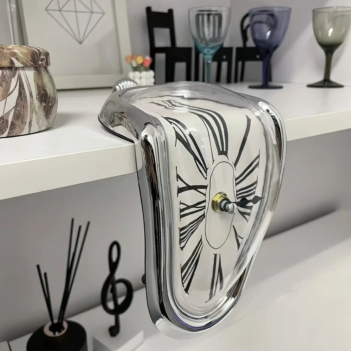 Desk Clock Surreal Melting Design Quartz Movement