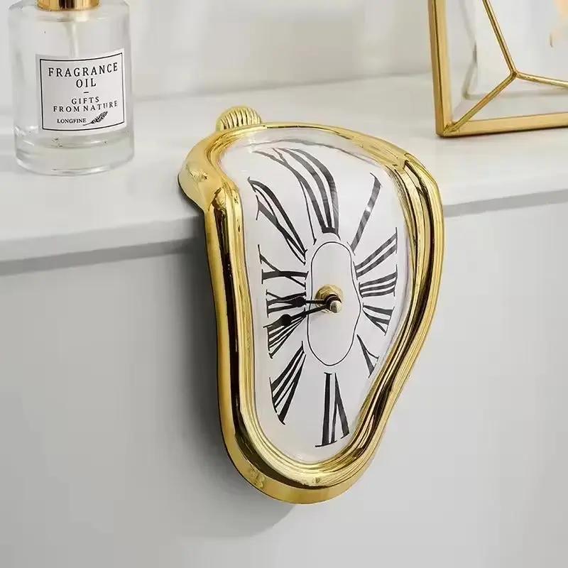 Desk Clock Surreal Melting Design Quartz Movement