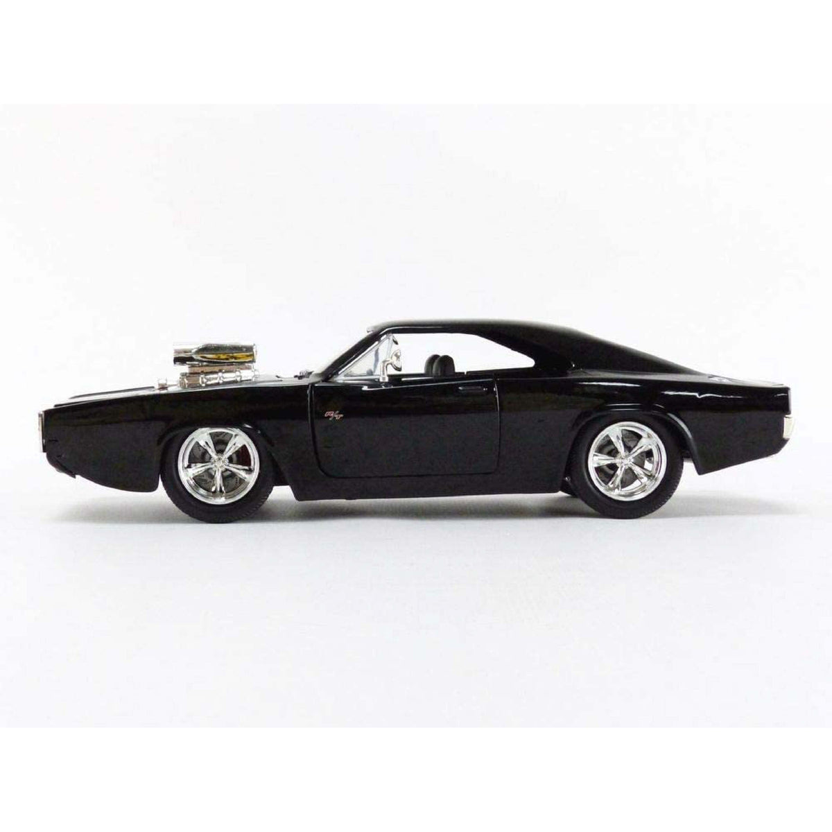Die-Cast Model Car 1:32 Scale Opening Hood & Doors
