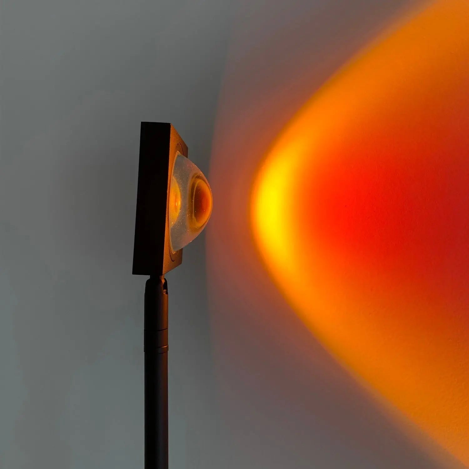 Floor Lamp LED Halo Projection Slim Aluminum