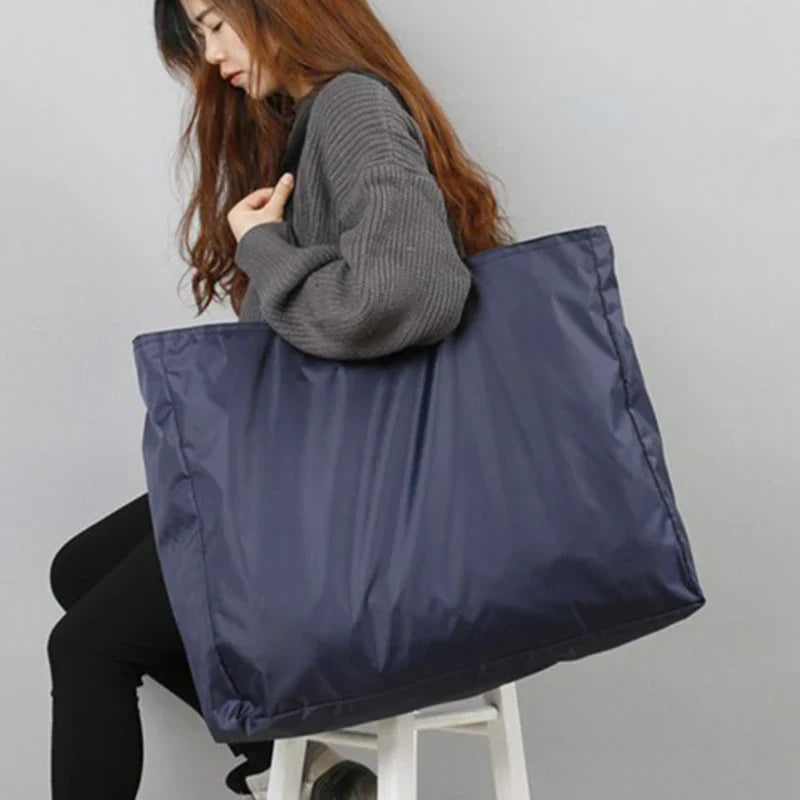 Foldable Travel Bag Water-Repellent Polyester Zipper Closure