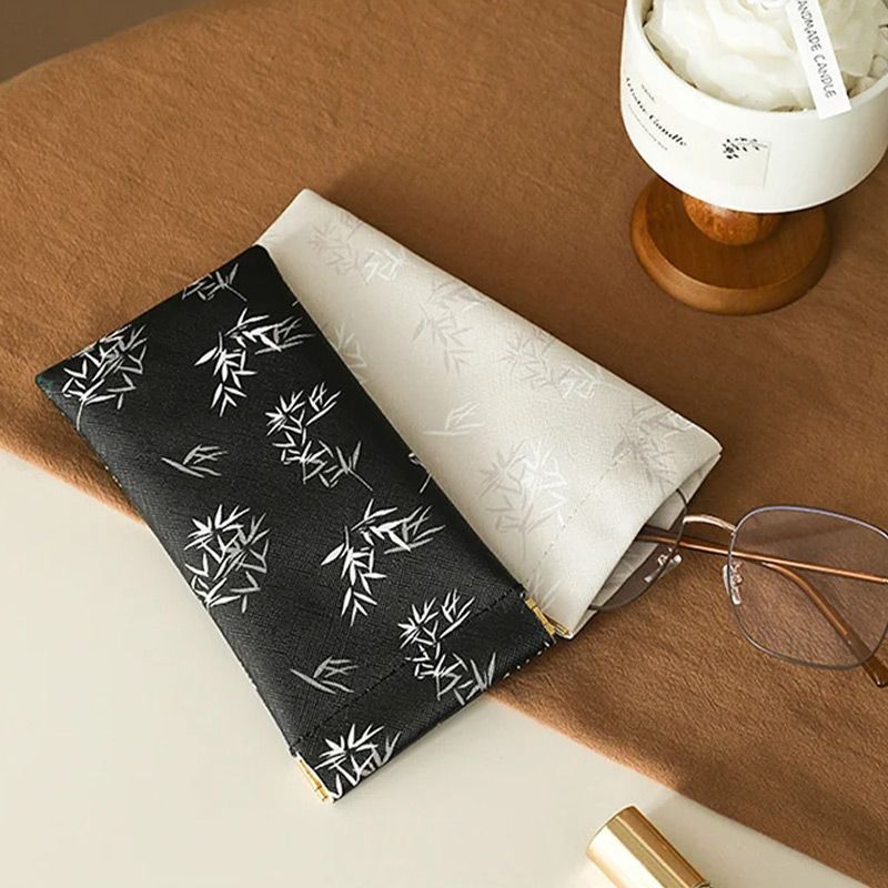 Glasses Case Self-Closing Microfiber Lined