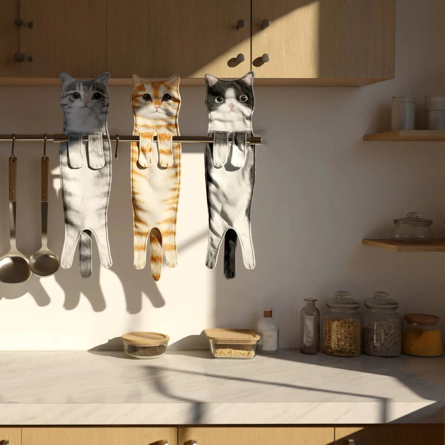 Hanging Hand Towel Absorbent Microfiber Cat Print Paw Loop