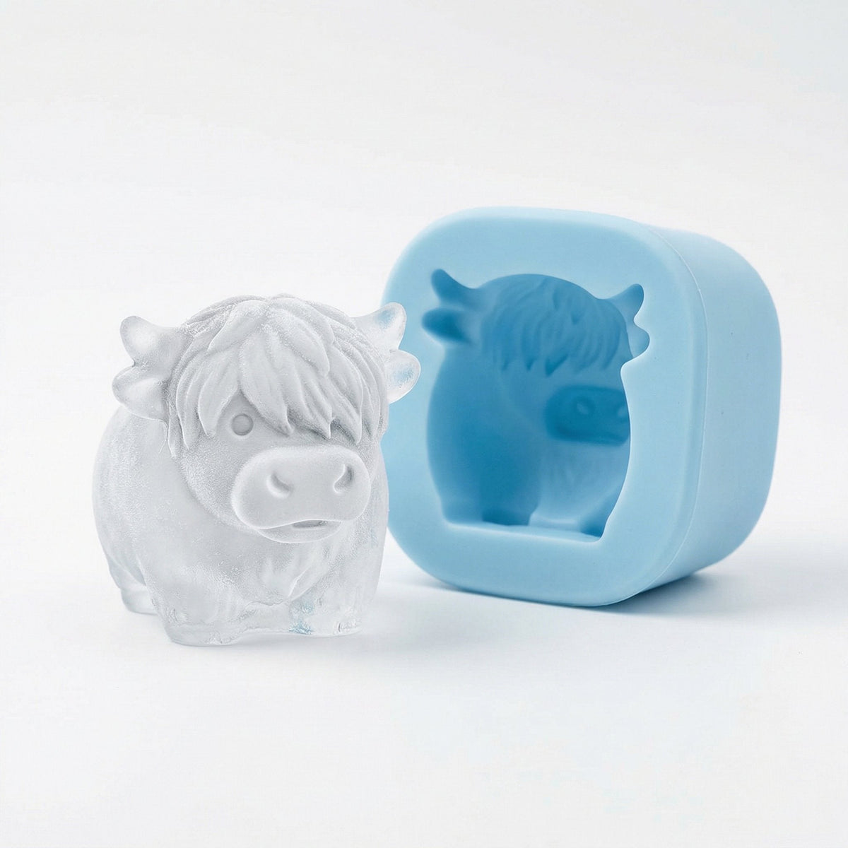 Ice Cube Tray Highland Cow Food-Grade Silicone 6-Cavity