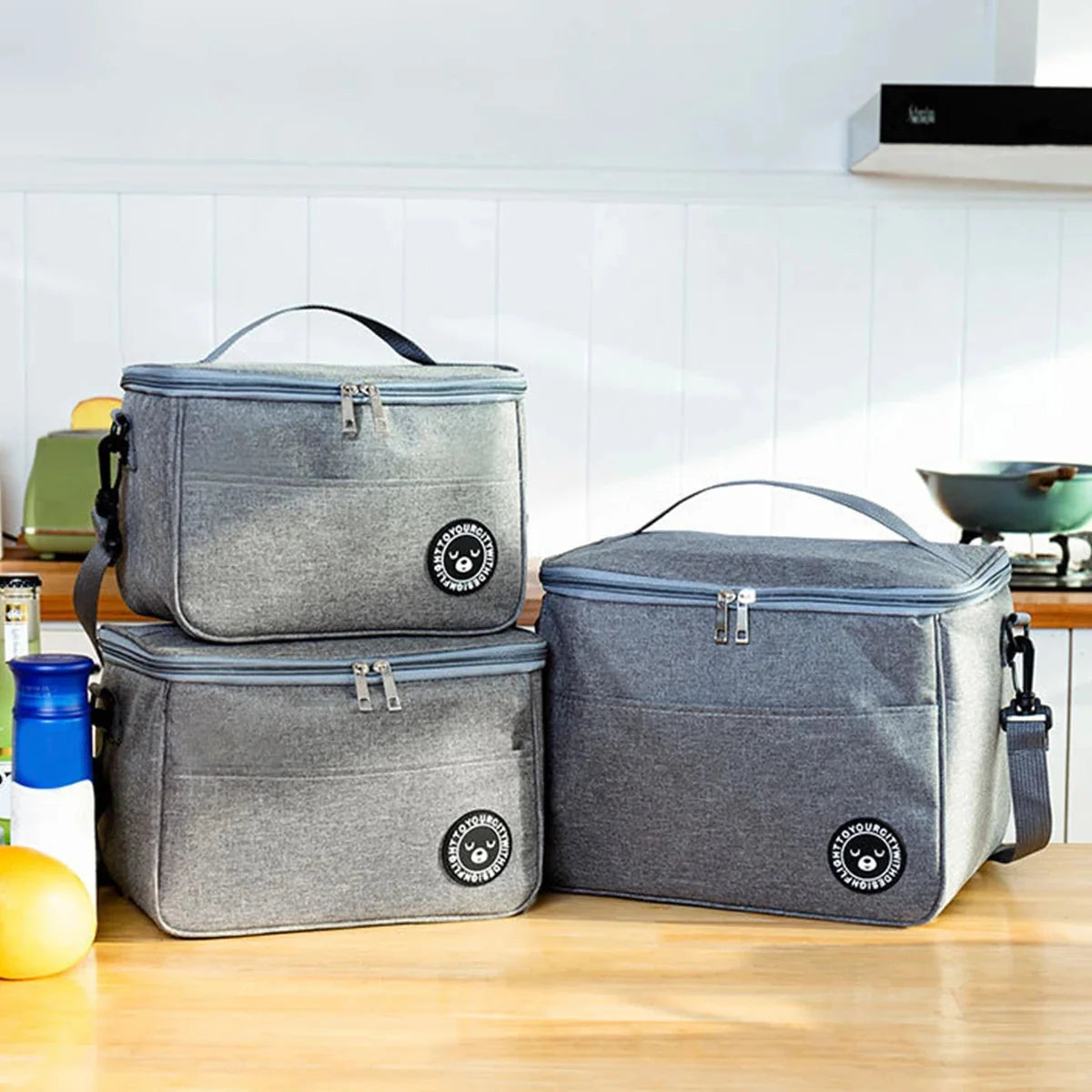 Insulated Lunch Bag Water-Repellent Oxford Padded Shoulder Strap
