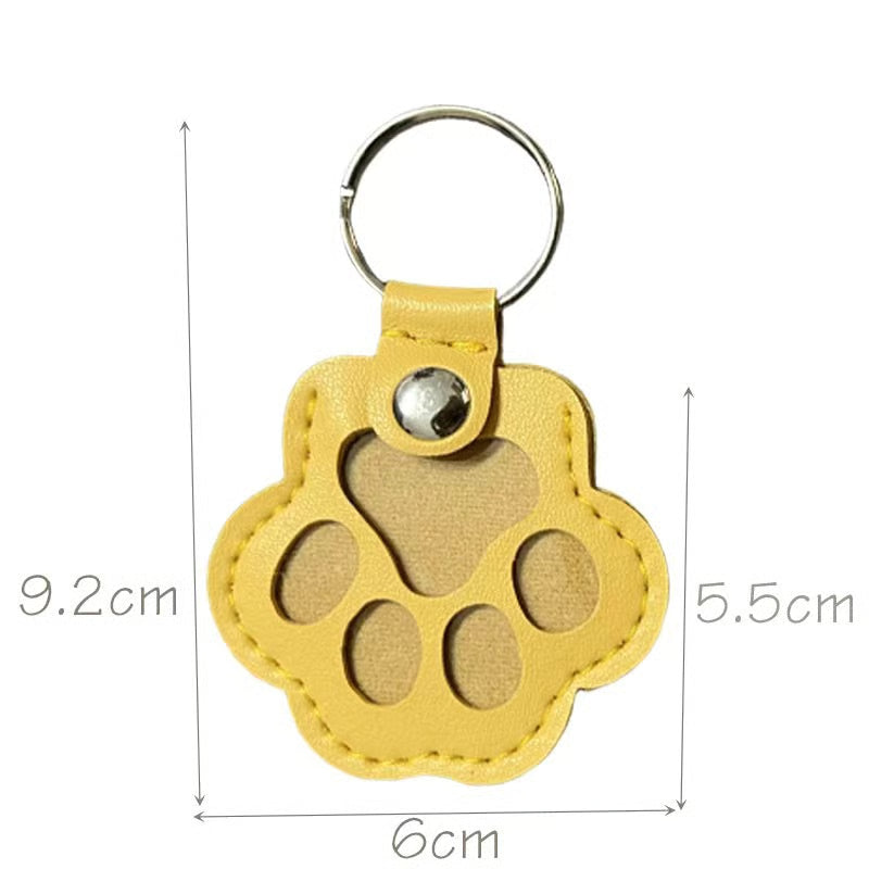 Keychain Paw-Shaped PU Leather Hidden Compartment Snap Closure