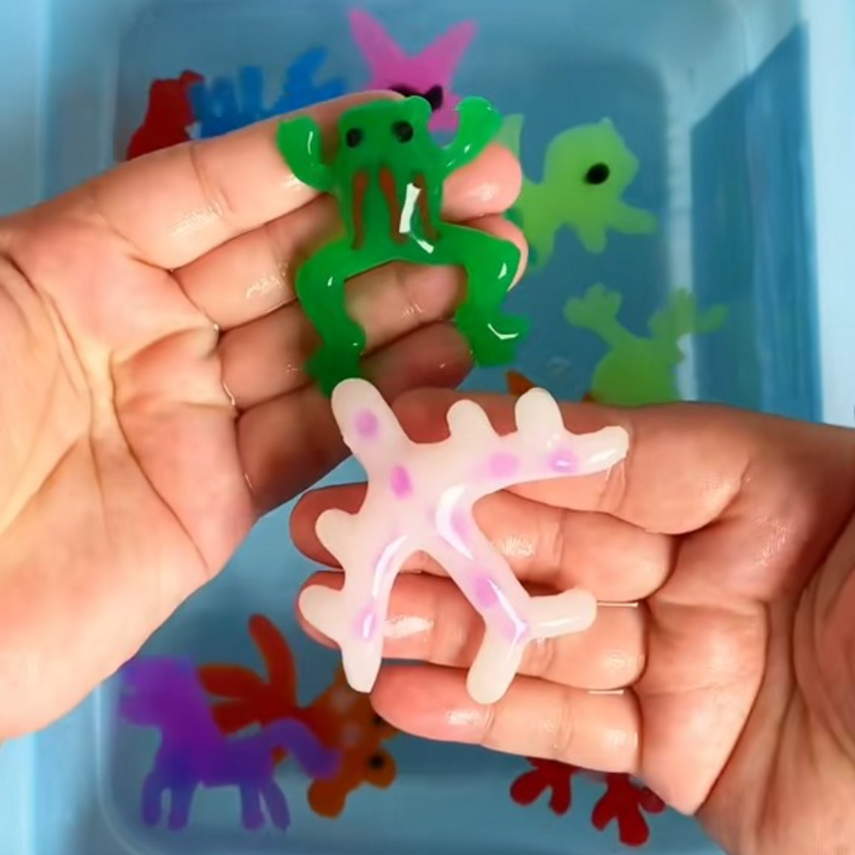 Kids Craft Kit Sea Creature Molds & Non-Toxic Colors