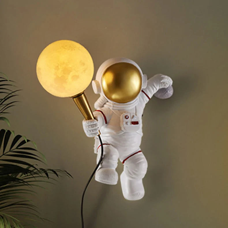 Kids Wall Lamp Astronaut Design Warm Glare-Free LED