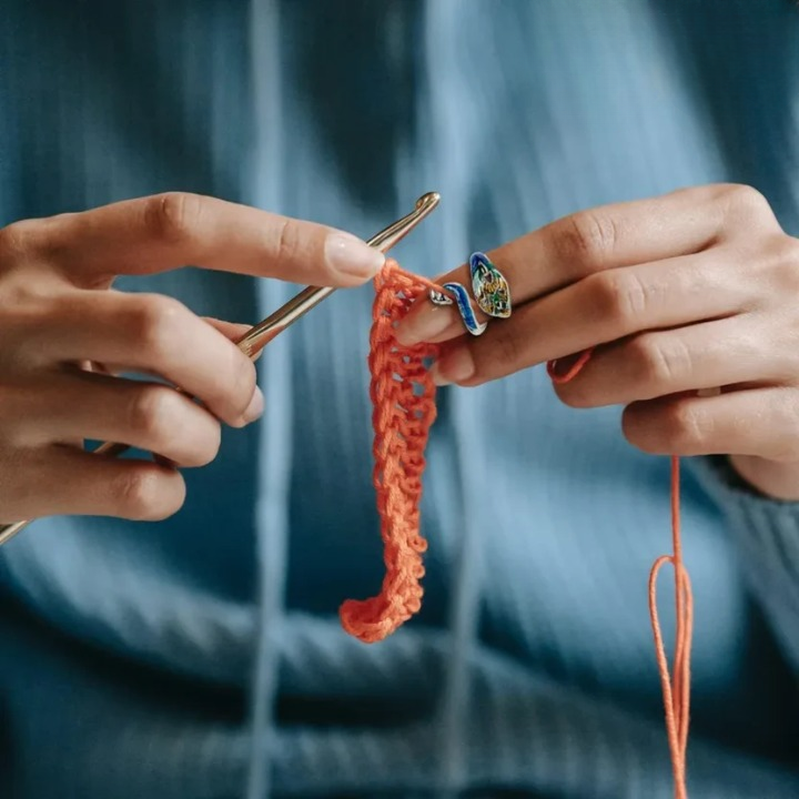 Knitting Rings Set of 2 Adjustable Fit Pain Relief