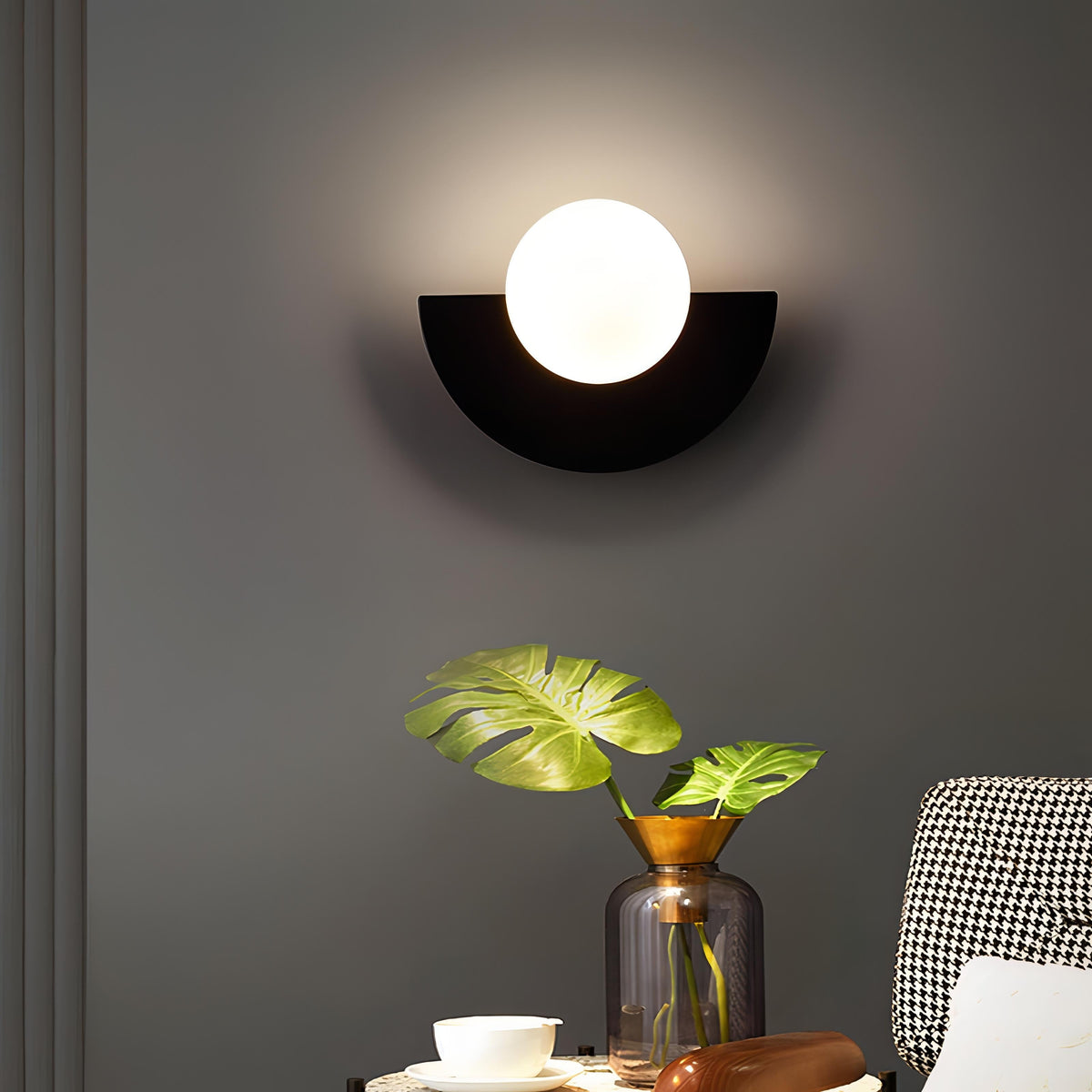 LED Wall Light Semicircle Metal Warm & Cool White