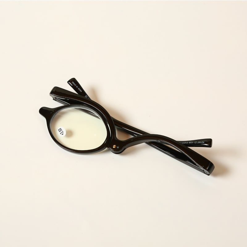 Makeup Magnifying Glasses Up To 4x Prescription Strengths