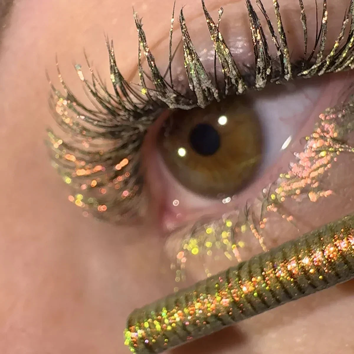 Mascara Topper Color-Changing Waterproof Vegan