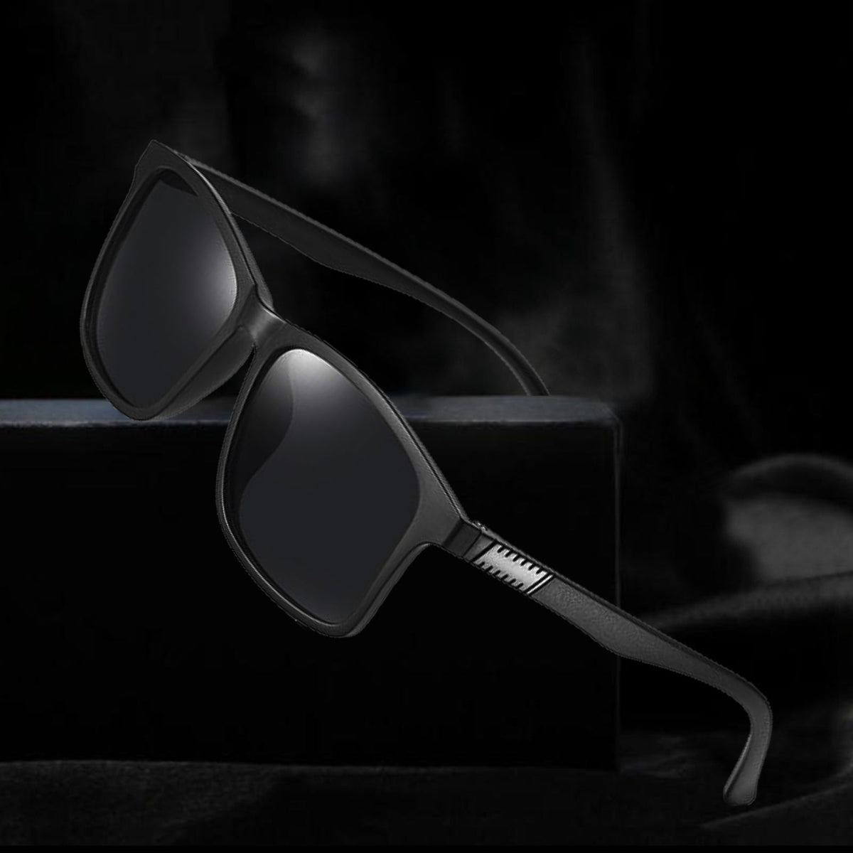 Men's Sunglasses Polarized Lenses & 100% UV Protection