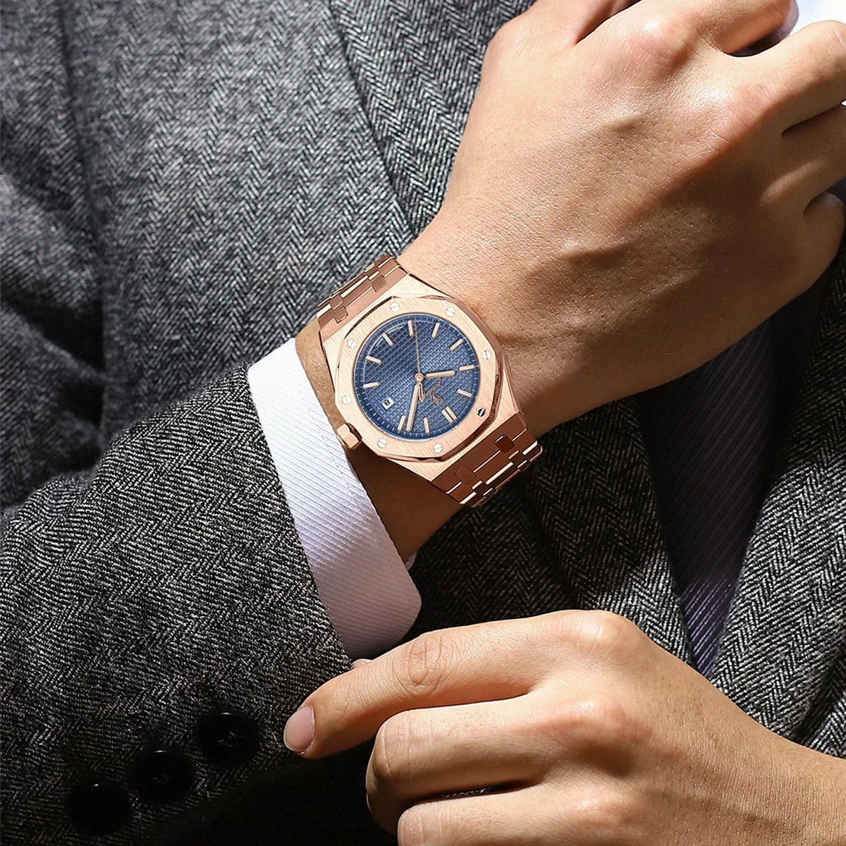 Men's Wristwatch Quartz Movement & Stainless Steel Bracelet