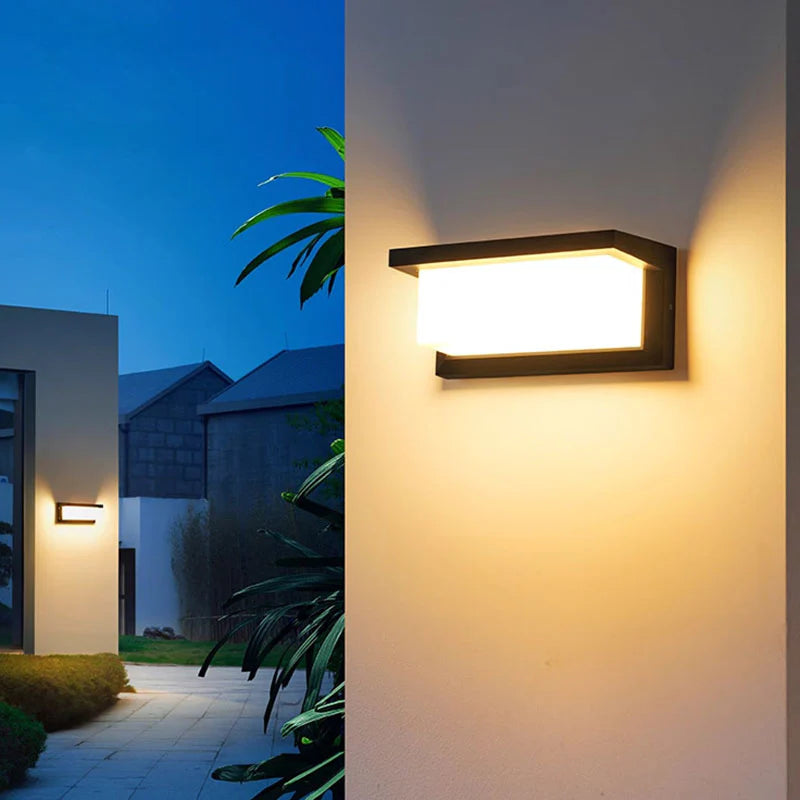 Outdoor Wall Light PIR Motion Sensor 20W LED Weatherproof