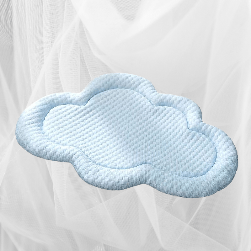Pet Cooling Mat Cloud-Shaped Cooling Fiber & Machine Washable