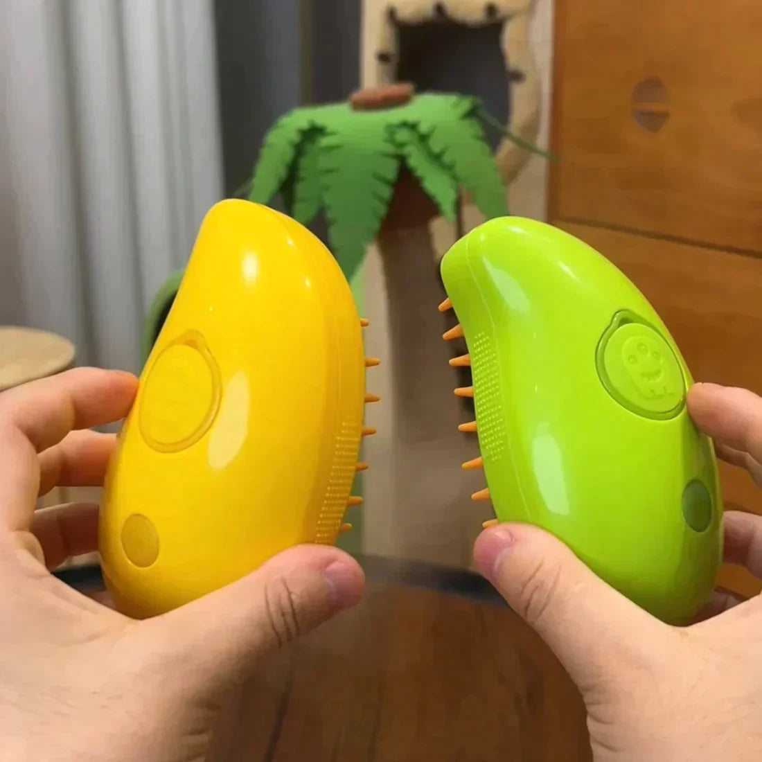Pet Steam Brush Gentle Steam & Ergonomic Handle