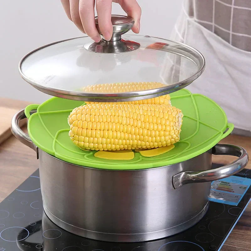 Pot Lid Spill Stopper Silicone Steam Vent 26 cm