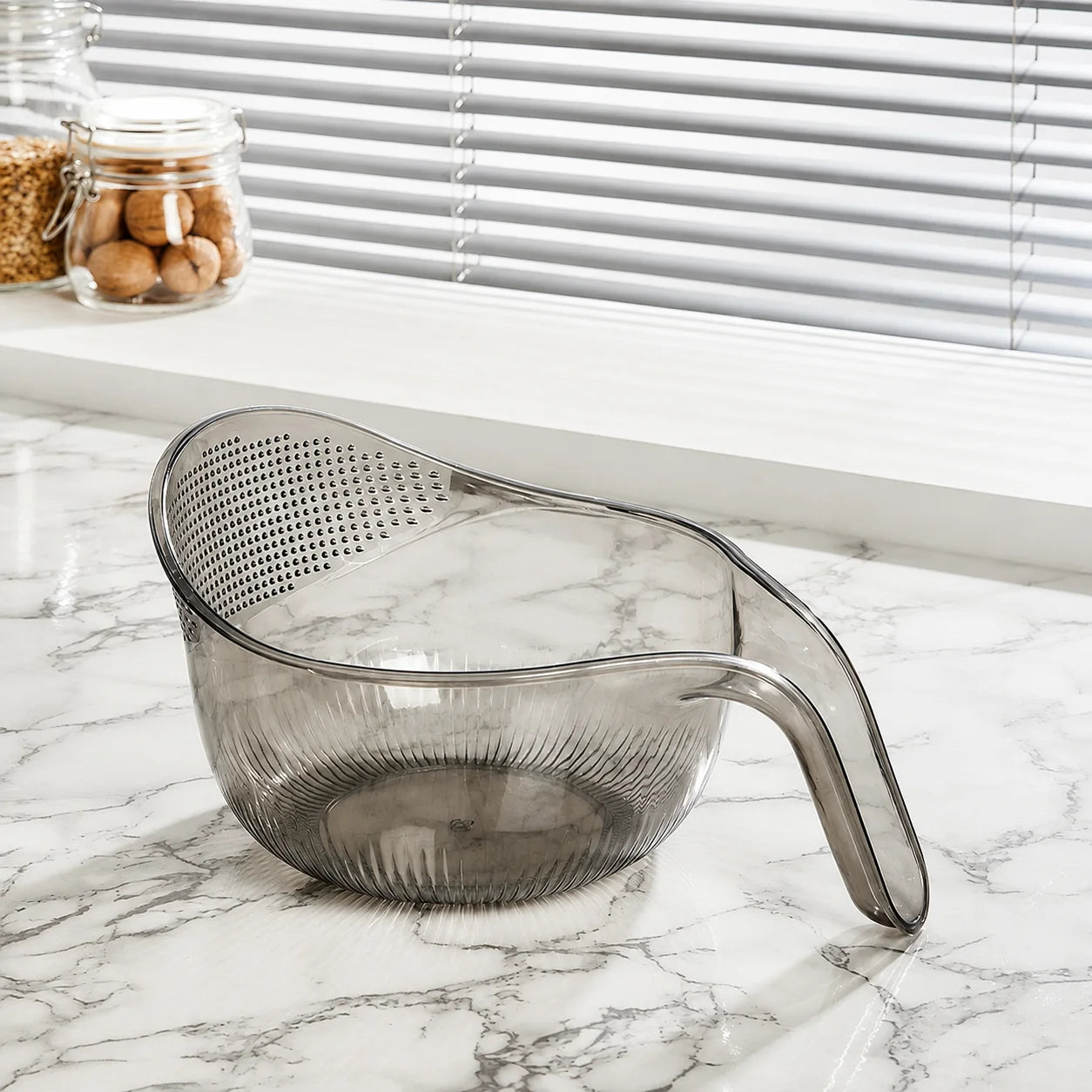 Rice Washing Bowl Fine Sieve Ergonomic Handle Pouring Spout
