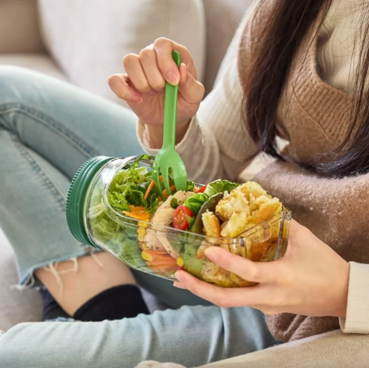 Salad Container Vertical Layering & Leak-Proof Dressing Capsule